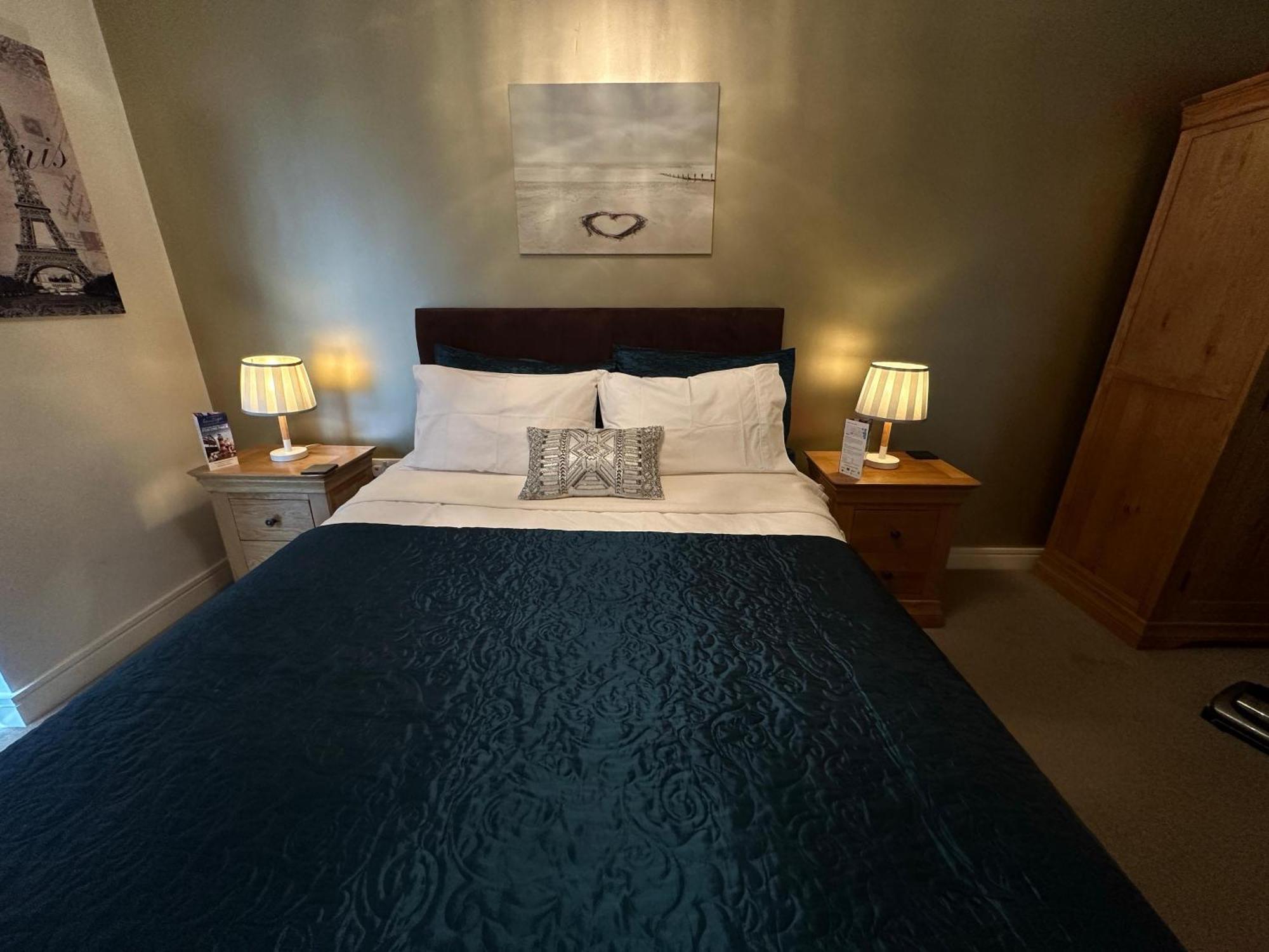 Lovely 1 Bedroom Apartment Plymouth Bagian luar foto